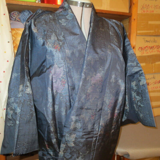 Dochugi Kimono Jacke feinste Kasuri Tsumugi mit Weinblätter und Trauben Muster