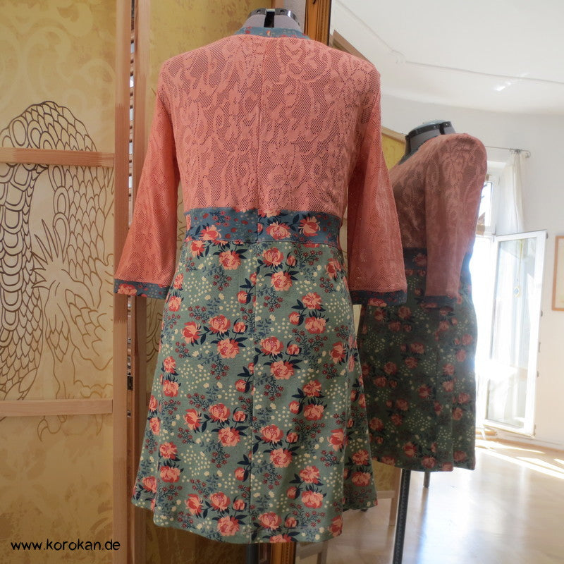Kombikleid Baumwollspitzenjersey / Blüten