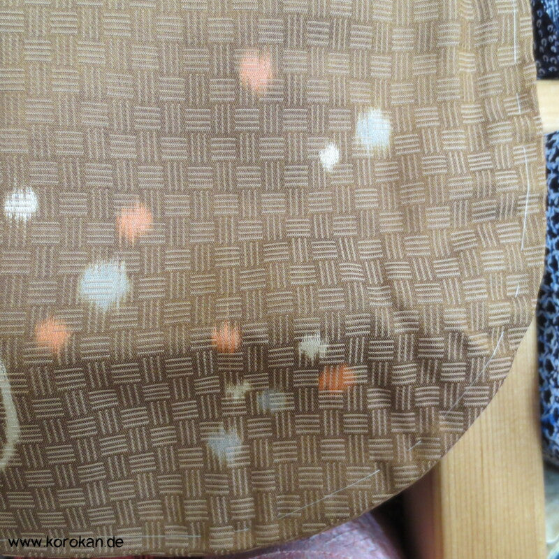 Japan Art Deco Blumenrondelle Meisen Kimono - mit gewebter Struktur