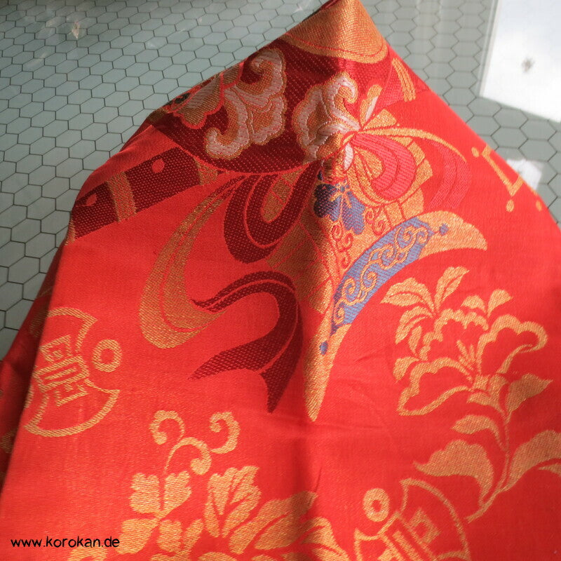 Nagoya Obi Kimonogürtel Kringel und Tomoe Seiden Jacquard mit viel Gold