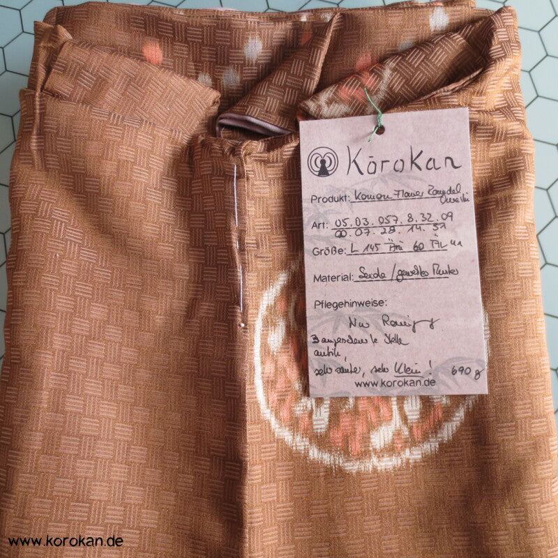Japan Art Deco Blumenrondelle Meisen Kimono - mit gewebter Struktur
