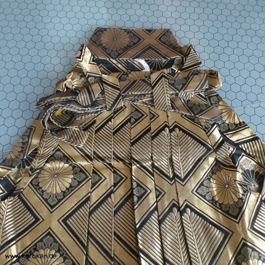 Kiku und junge Kiefer Brokat Hakama - Umanori Kimono Hosen-Typ