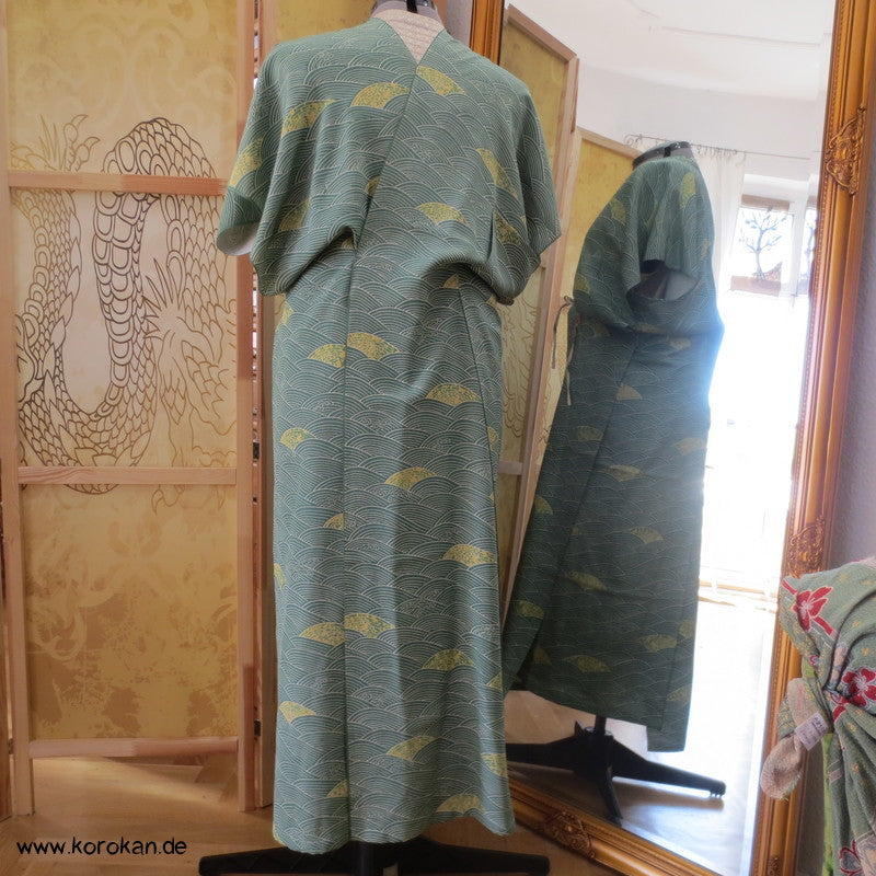 Fächer auf Wellen Chirimen Seiden Crepe Wickel - Kleid