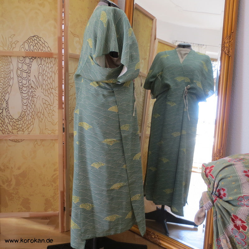Fächer auf Wellen Chirimen Seiden Crepe Wickel - Kleid
