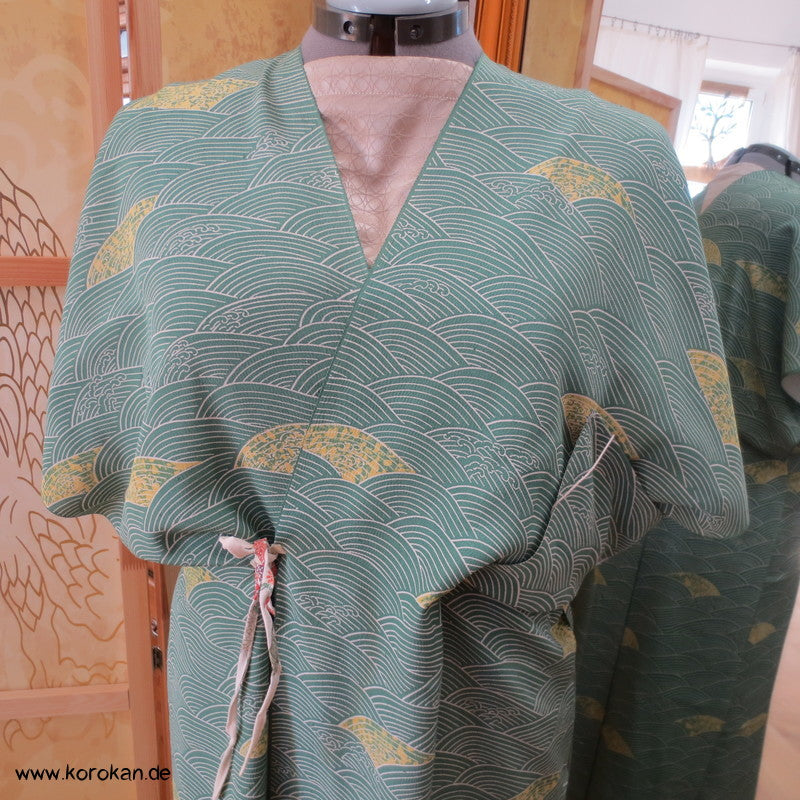 Fächer auf Wellen Chirimen Seiden Crepe Wickel - Kleid
