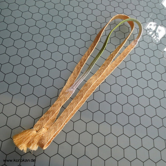 gelb mit grünem Verlaufsabschnitt Obijime, Seide handgeflochten