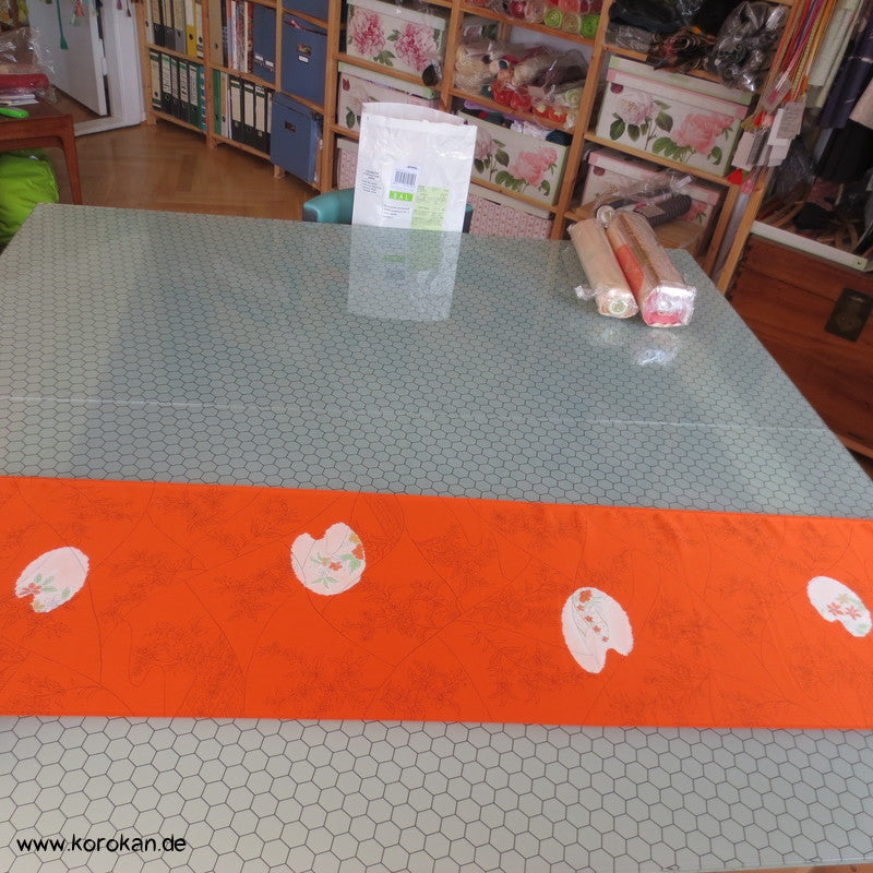 Shibori Palettenfenstern auf Wellendamast Kimono Seide