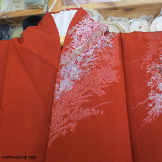rostrot mit glänzenden Zweigen Seiden - Lurex Jacquard Komon Kimono