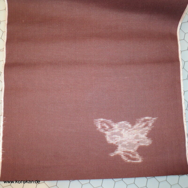 Tanmono Stoffrolle Tsumugi Kimono Seide rotbraun Kasuri Blüten