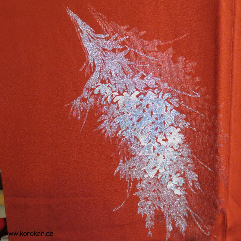 rostrot mit glänzenden Zweigen Seiden - Lurex Jacquard Komon Kimono
