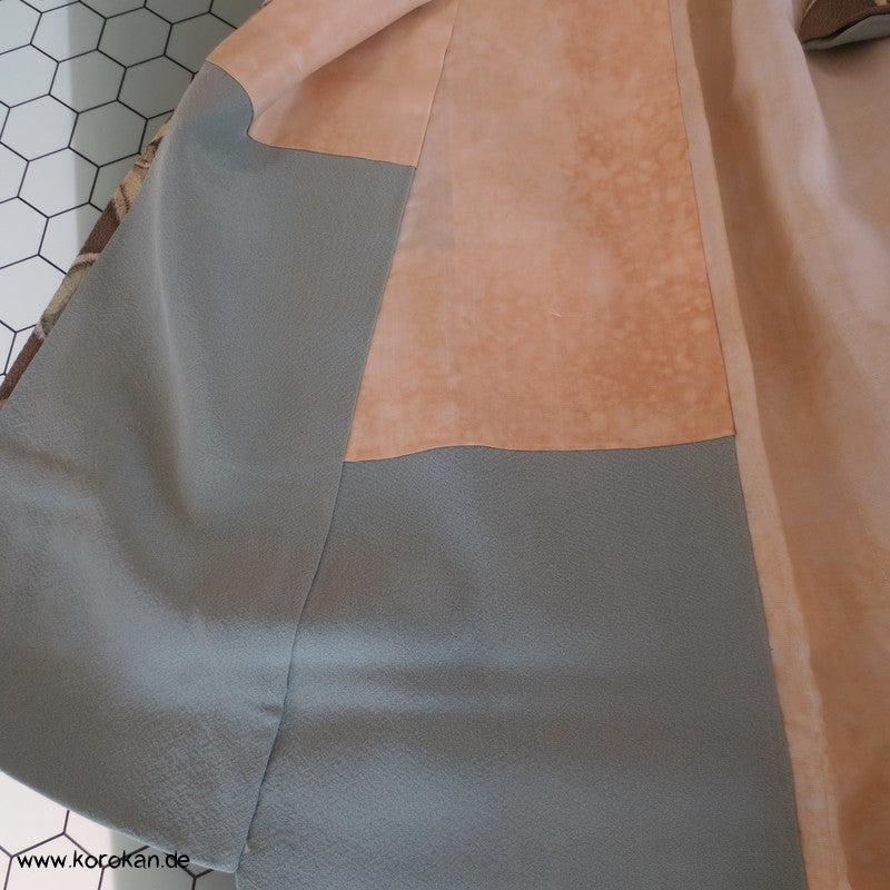 Khaki mit Musterkreisen Seidencrepe Komon Kimono