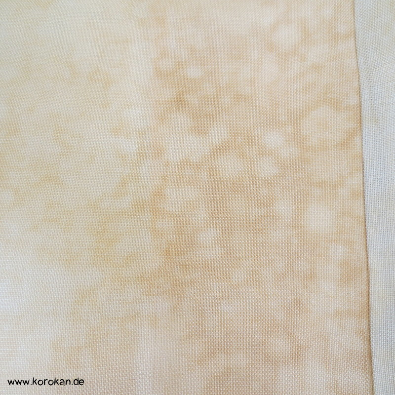 Khaki mit Musterkreisen Seidencrepe Komon Kimono