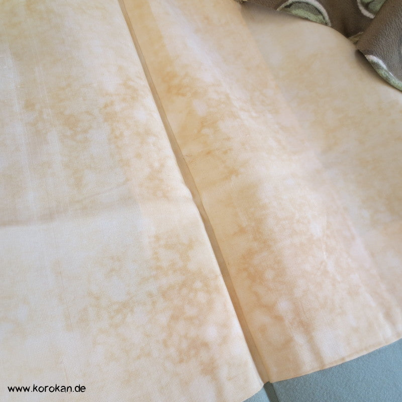 Khaki mit Musterkreisen Seidencrepe Komon Kimono