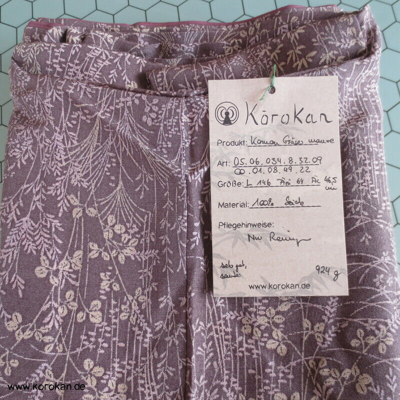 Herbstgräser flieder in mauve Komon Seidencrepe Kimono