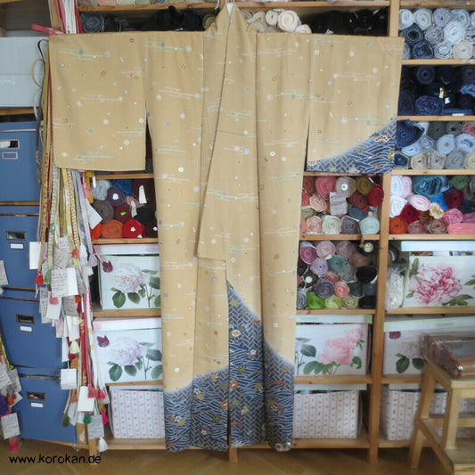 Japan Seidencrepe Homongi Kimono Sandstrand Flußufer