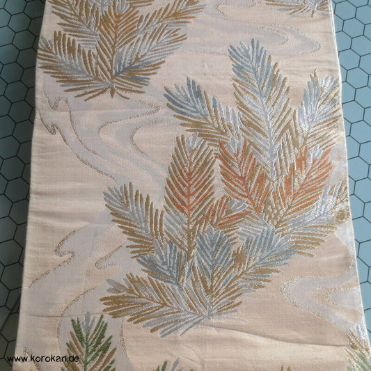 junge Kieferntriebe Fukuro Obi Seidenbrokat Kimonogürtel