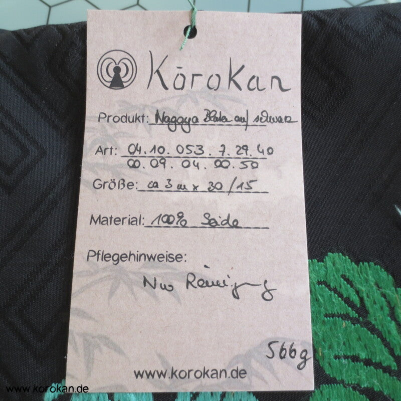 bunte Chrysanthemen auf schwarz Nagoya Brokat Obi