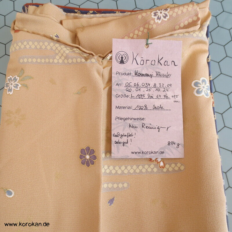 Japan Seidencrepe Homongi Kimono Sandstrand Flußufer