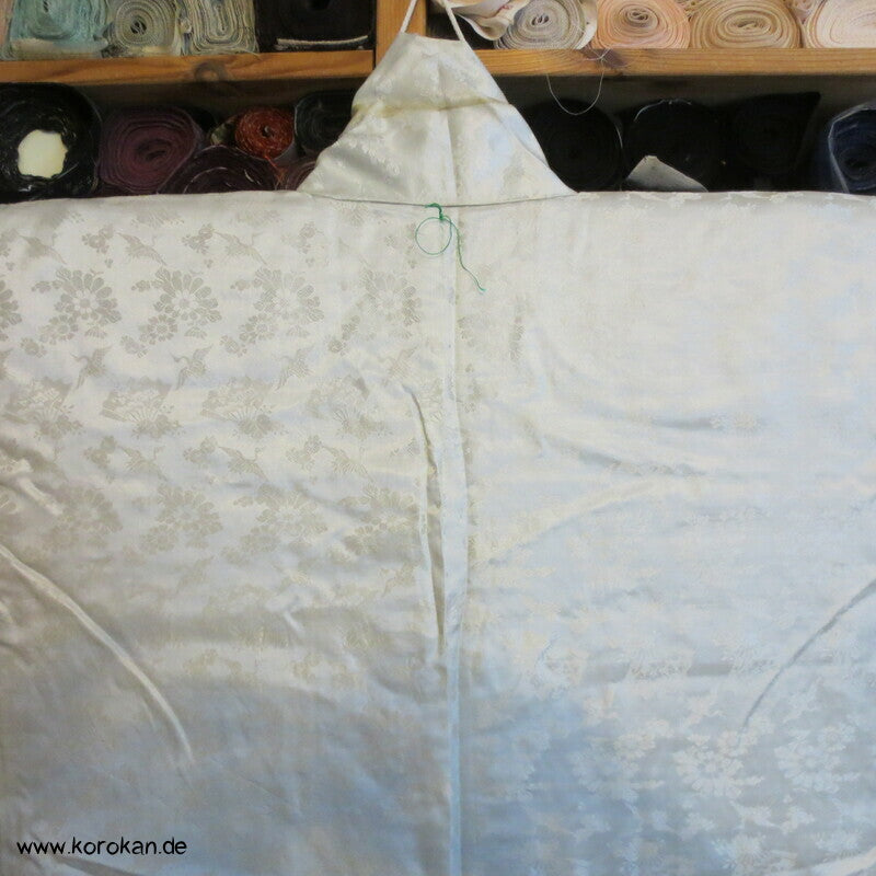 antiker gepolsterter Nakagi Kimono aus Rinzu Damast Seide