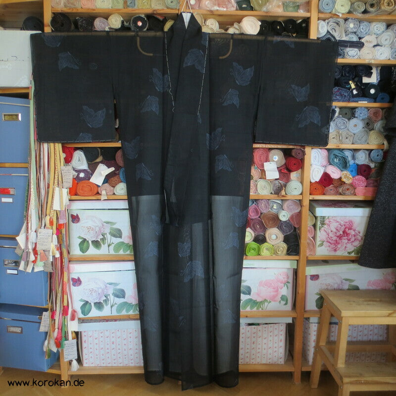 Kasuri Schmetterlinge Hitoe ungefütterter Kimono, Sha Seide