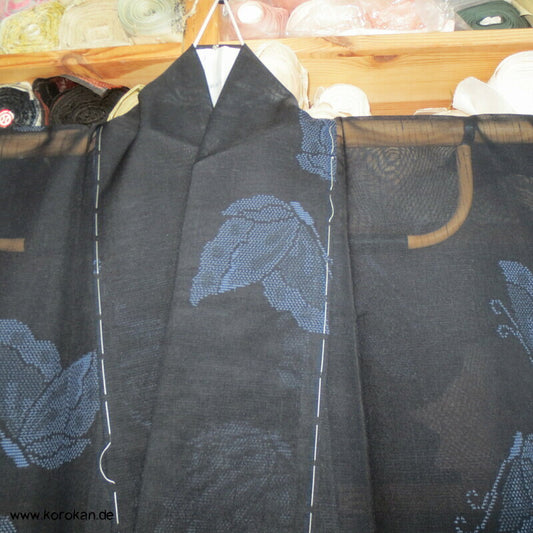 Kasuri Schmetterlinge Hitoe ungefütterter Kimono, Sha Seide