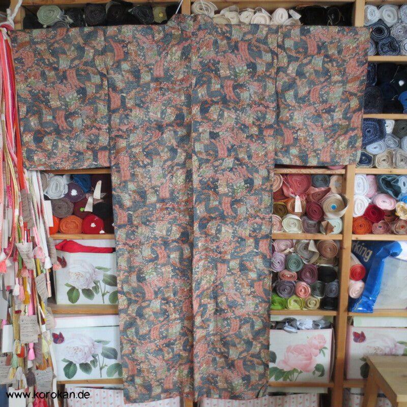 hängende Stoffbahnen, Edo Komon Tsumugi Seide Kimono