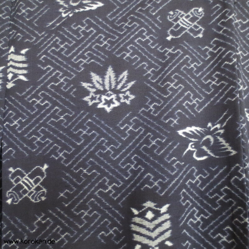 Sayagata, Spindeln, Kranich Kasuri Druckmuster Hitoe Komon Kimono aus Wolle