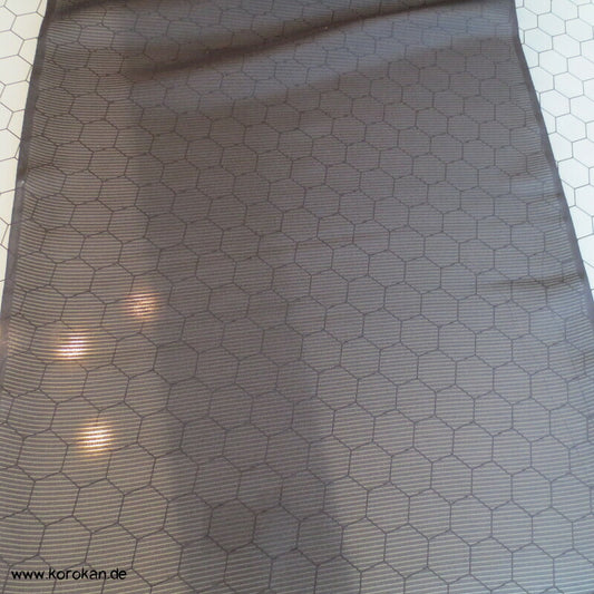 schwarzer Rho Kimono Seidenstoff mit Mon, in Stücken