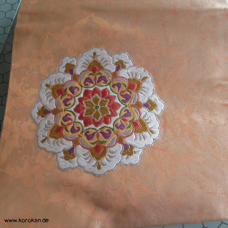 Nagoya Obi Seidenbrokat Ornament auf goldorange