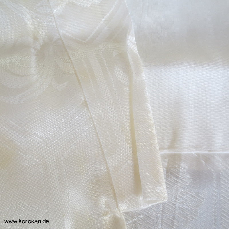 Furisode - Prachtkimono für kleine Jungen, gestickte Kraniche