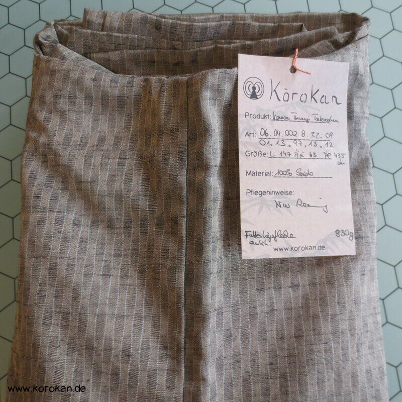 japanischer Tatewaku Wellenstreifen Tsumugi Seiden Kimono
