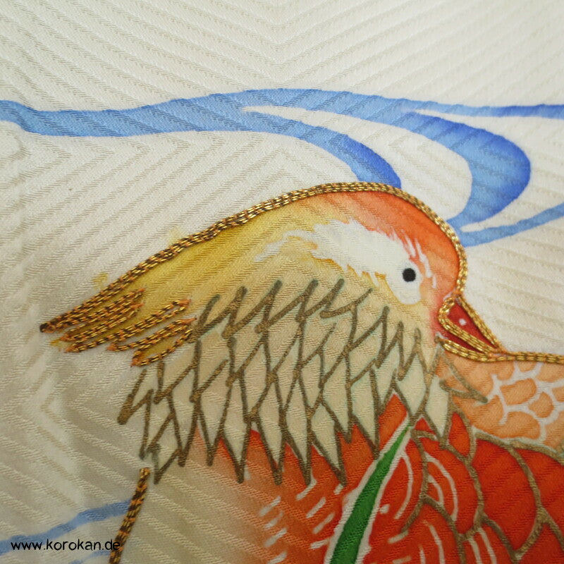 Mandarinenten in grünem Shibori Fluß Furisode Seidendamast Kimono