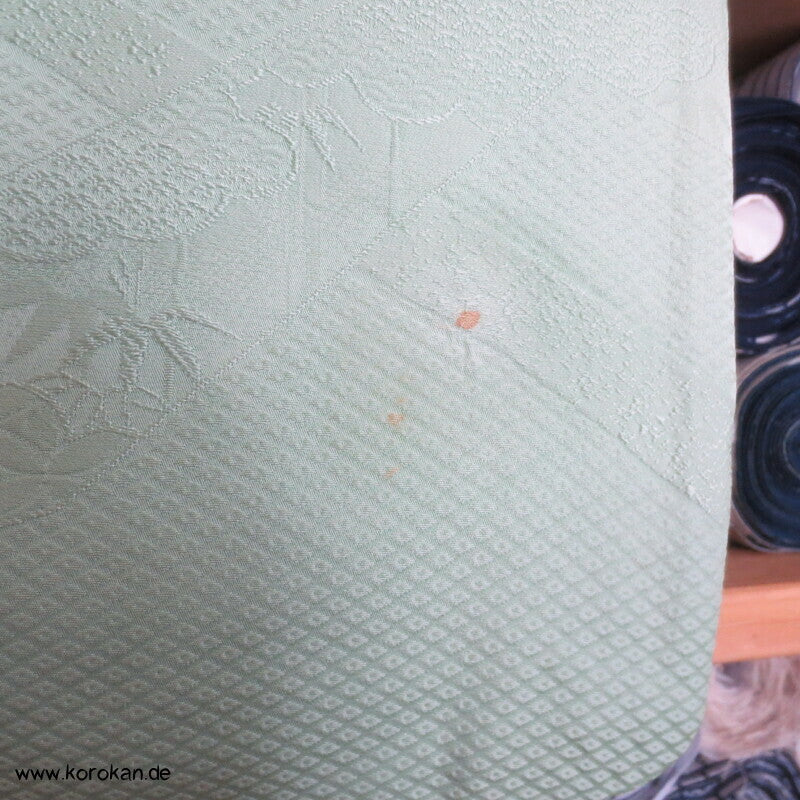 Iromuji Kimono Seidendamast, jade Hitta Matzukawabishi