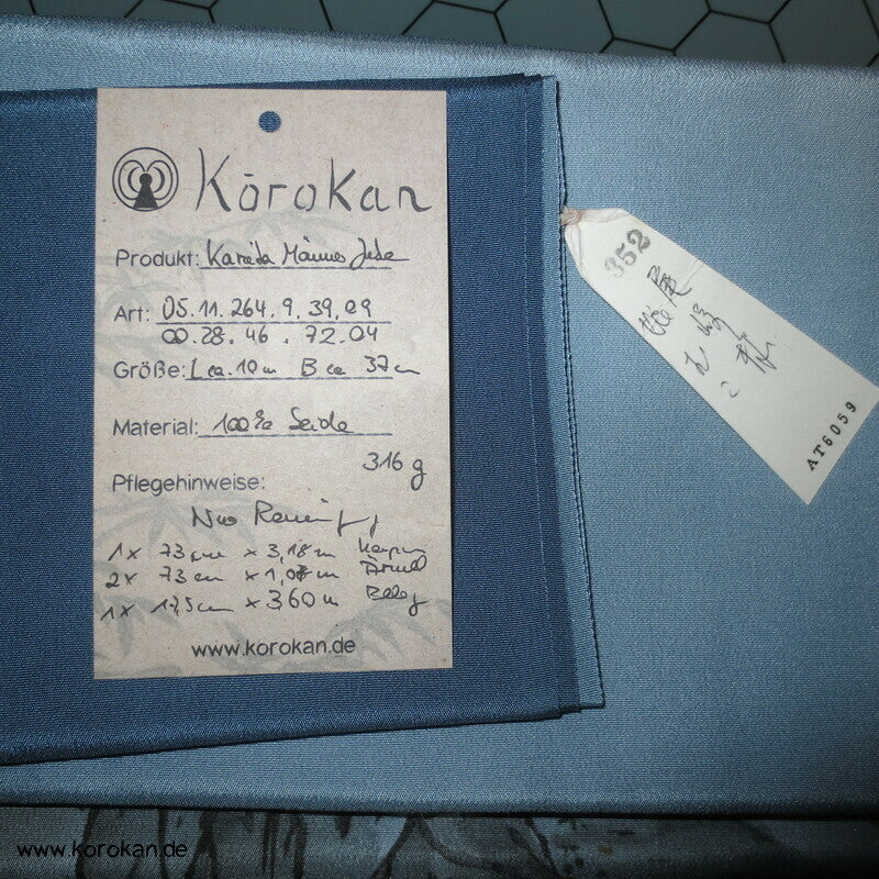 Tempelszene Männer Juban Kimono Seiden Karieba