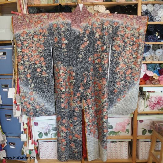 Furisode Seidencrepe Kimono Japan Umeblüten in der Nacht