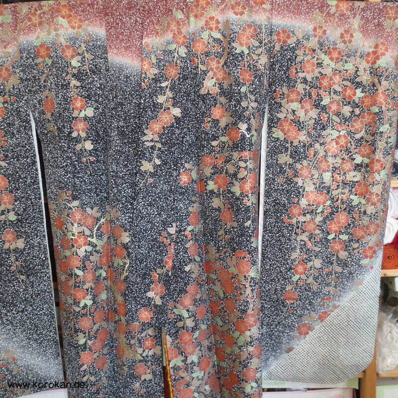 Umeblüten in der Nacht Japan Furisode Seidencrepe Kimono