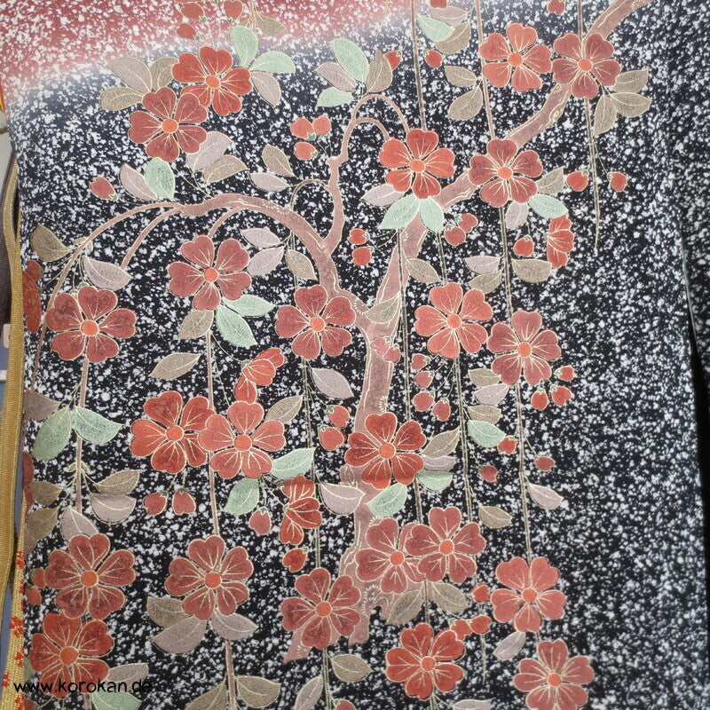 Umeblüten in der Nacht Japan Furisode Seidencrepe Kimono