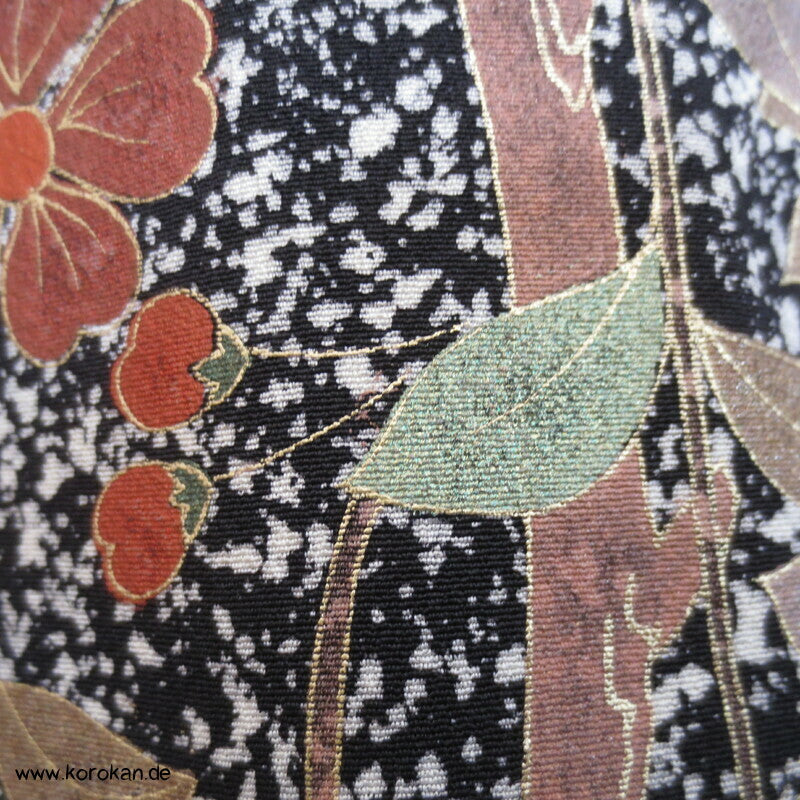 Umeblüten in der Nacht Japan Furisode Seidencrepe Kimono