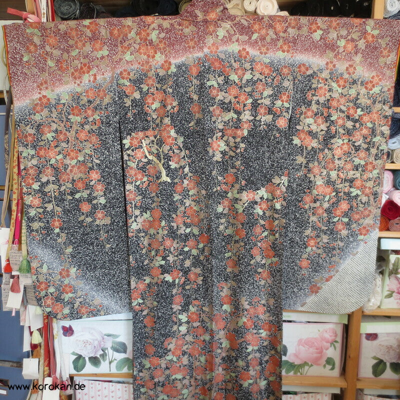 Umeblüten in der Nacht Japan Furisode Seidencrepe Kimono