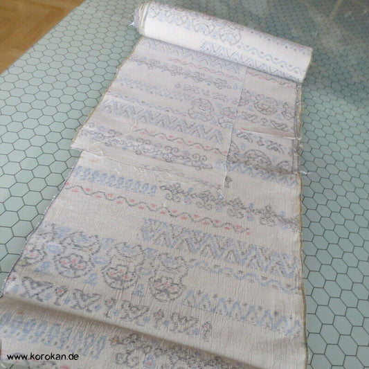 Araihari dicker Jacquard Seiden Crepe mit abstrakt geometrischen Muster