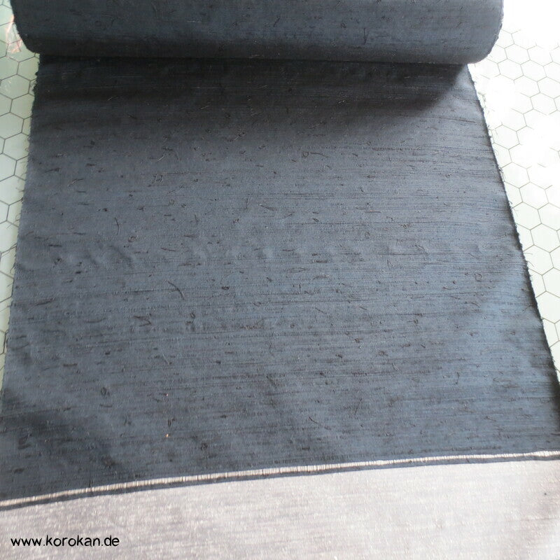Tanmono Stoffrolle petrolblauschwarz Fushi Tsumugi Kimono Seidenrolle