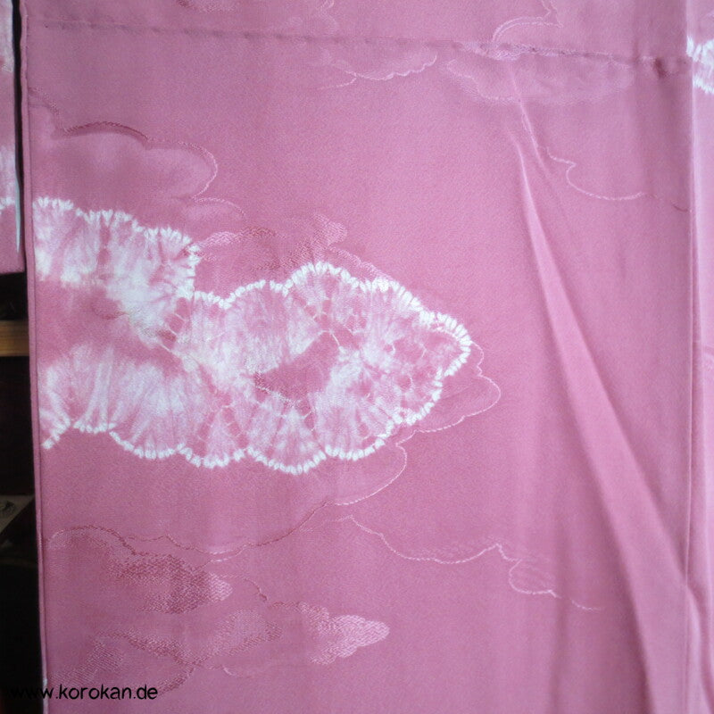 gewebte und Shibori Wolken Seidendamast Komon Kimono