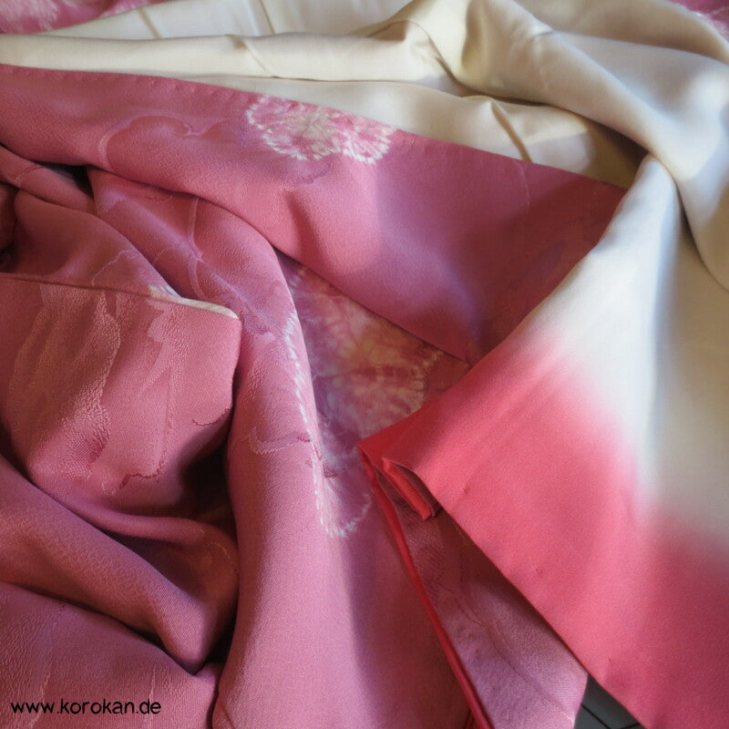 gewebte und Shibori Wolken Seidendamast Komon Kimono