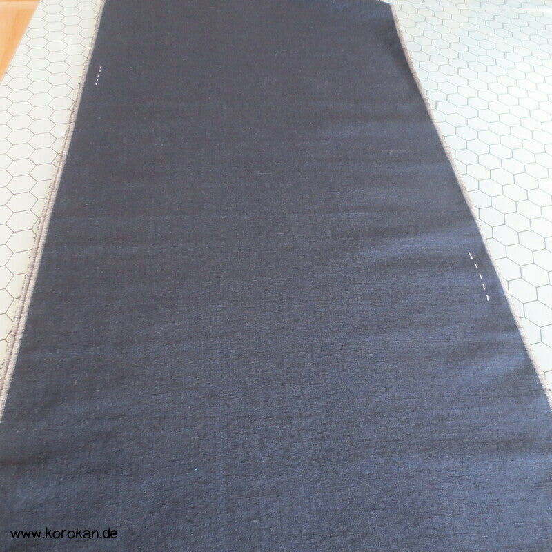 Tanmono Stoffrolle indigo feine Tsumugi Kimono Seide Ensemble Ballen