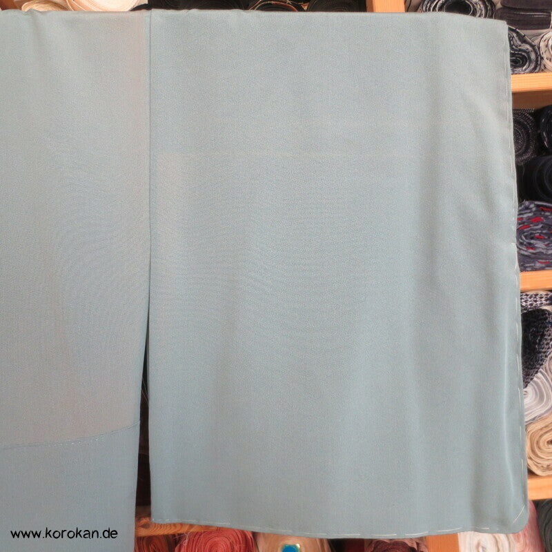 Kraniche über Wellen handbemalter Iro - Tomesode Kimono, japanischer Seidencrepe