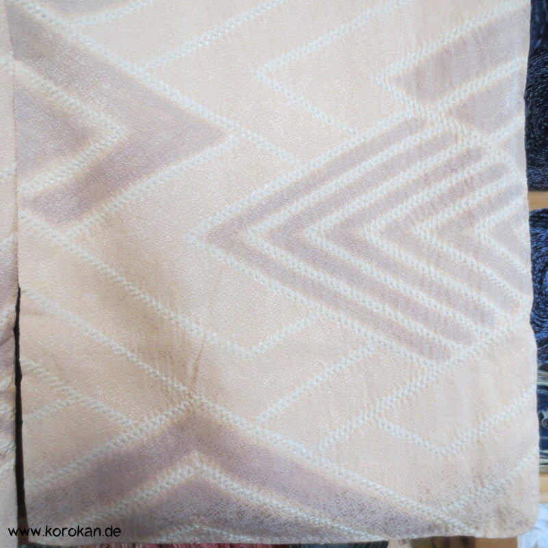 Diamantmuster Shibori Seidendamast Komon Kimono
