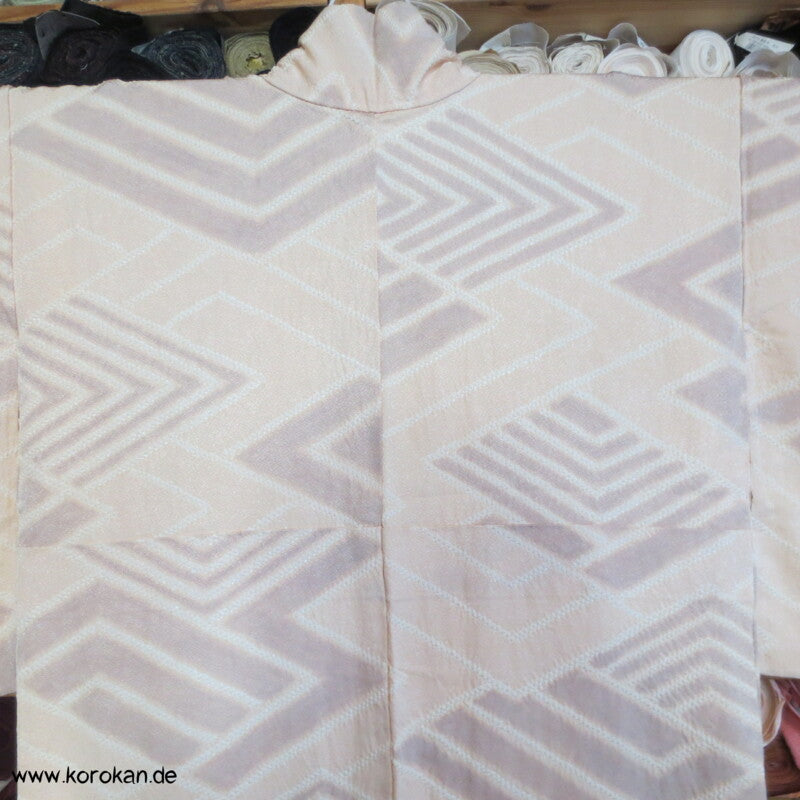 Diamantmuster Shibori Seidendamast Komon Kimono