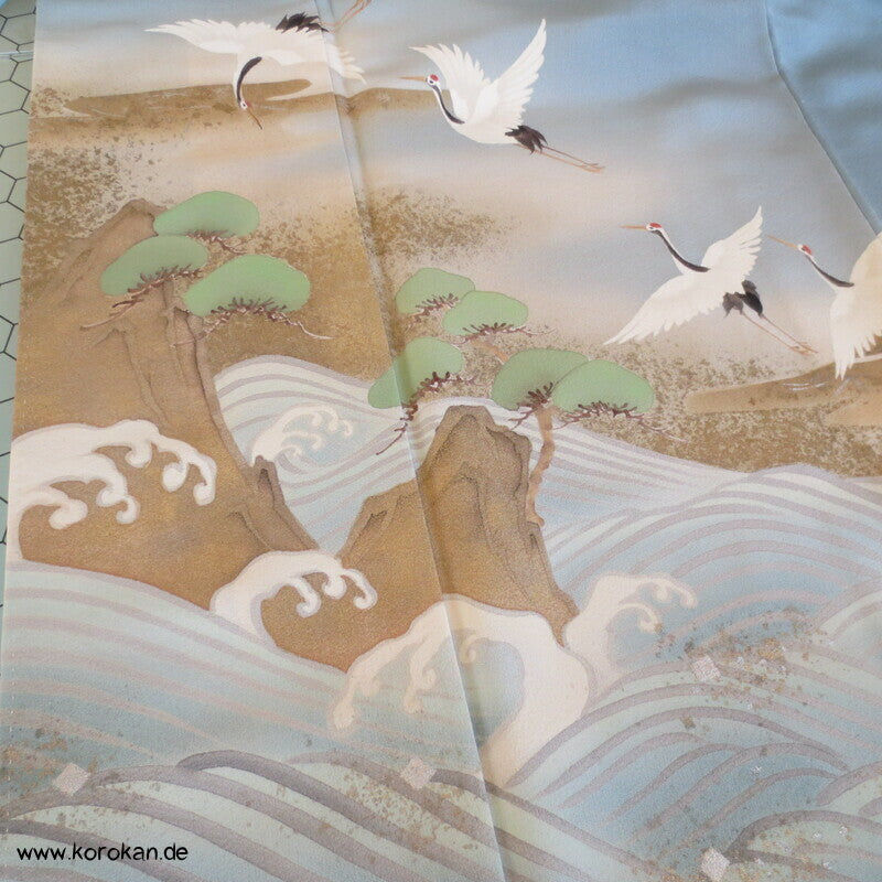 Kraniche über Wellen handbemalter Iro - Tomesode Kimono, japanischer Seidencrepe