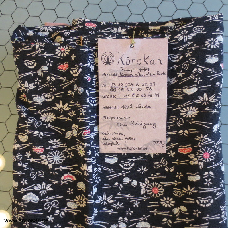 Kiku, Kiefernnadeln, Schmetterlinge Tsumugi Seiden Komon Japan Kimono