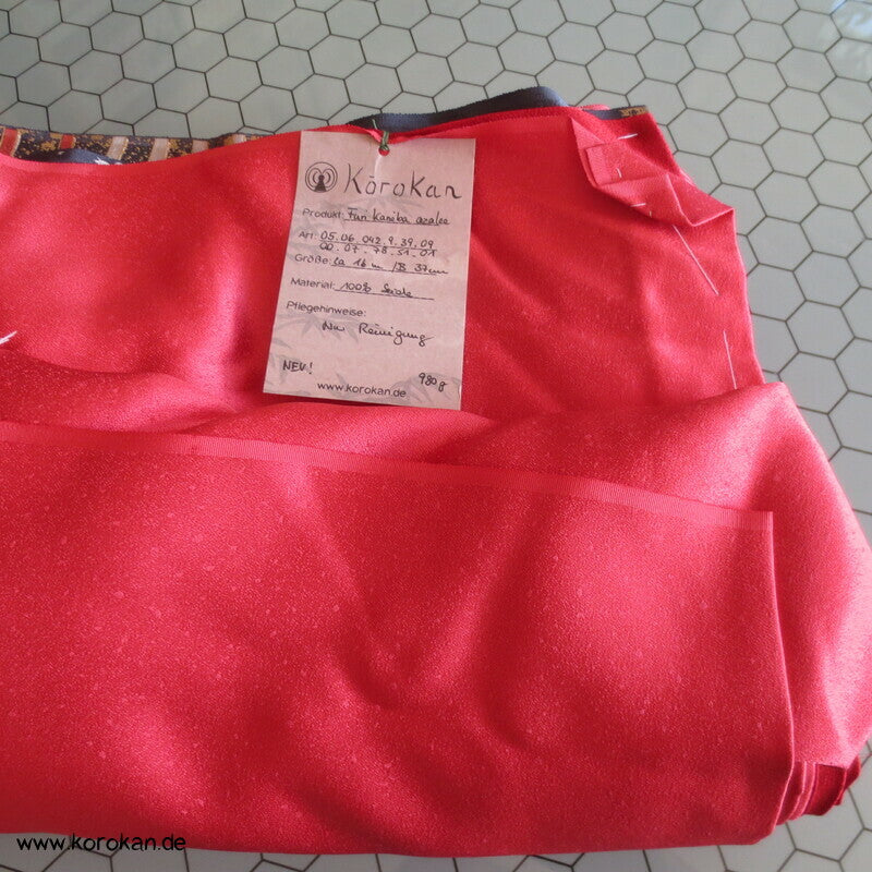 Blüten und Phönix azalee Furisode, Seidendamast Karieba Kimono Stoff